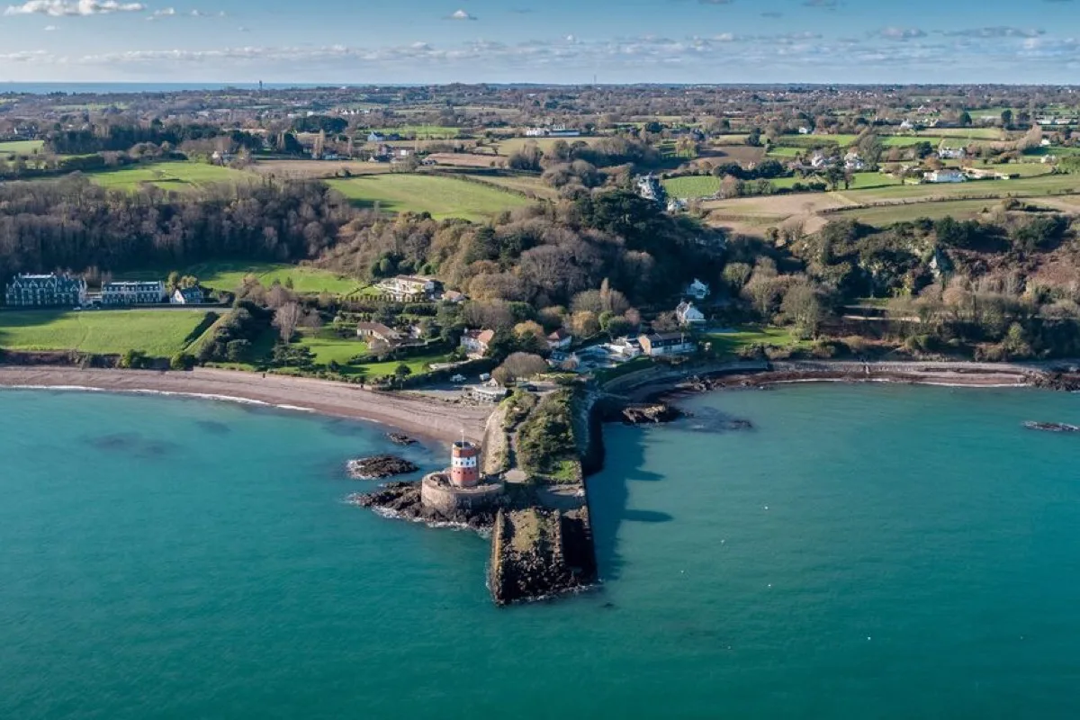 Anne Port Bay